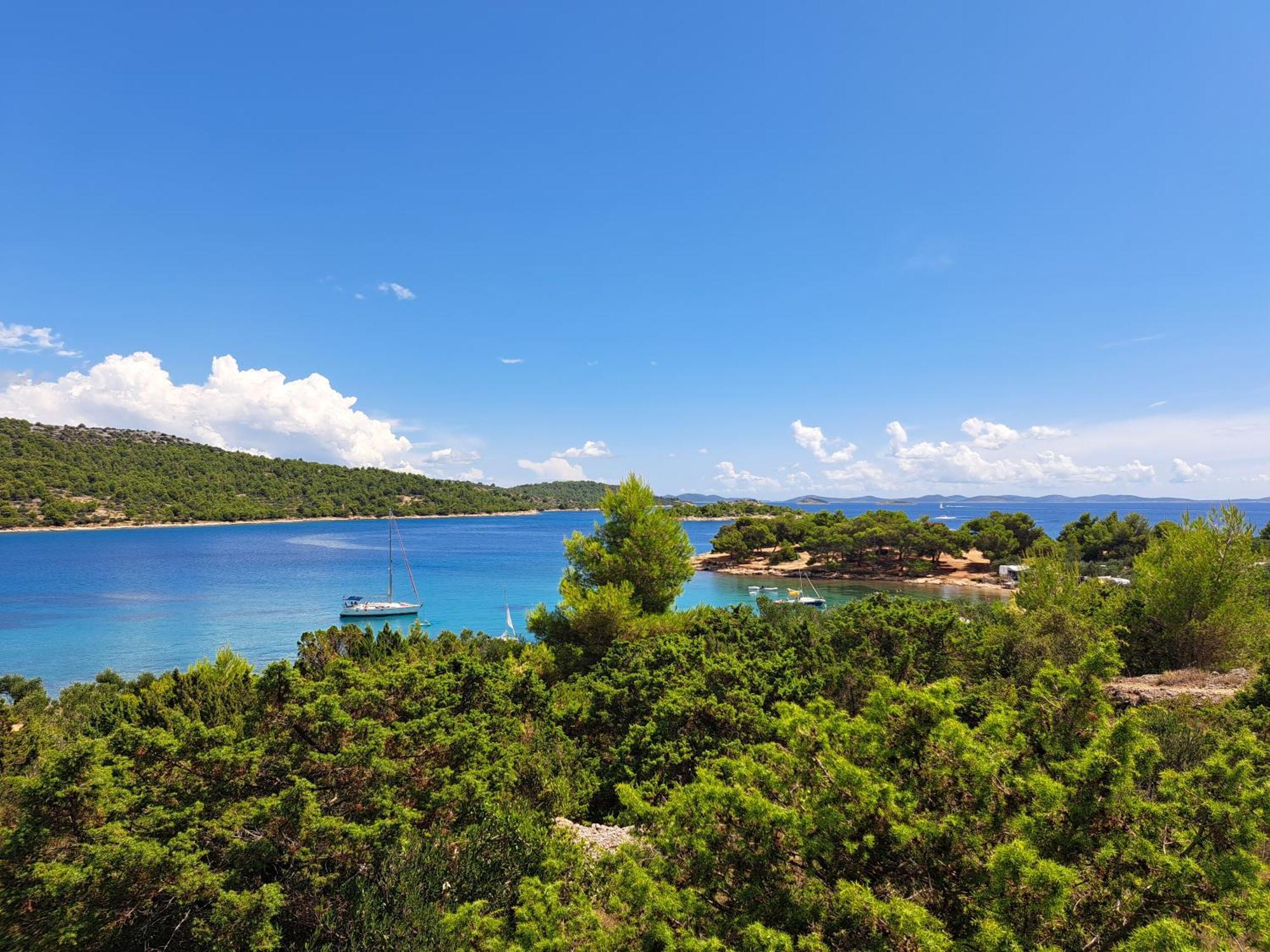 Paradise Kosirina * Murter
